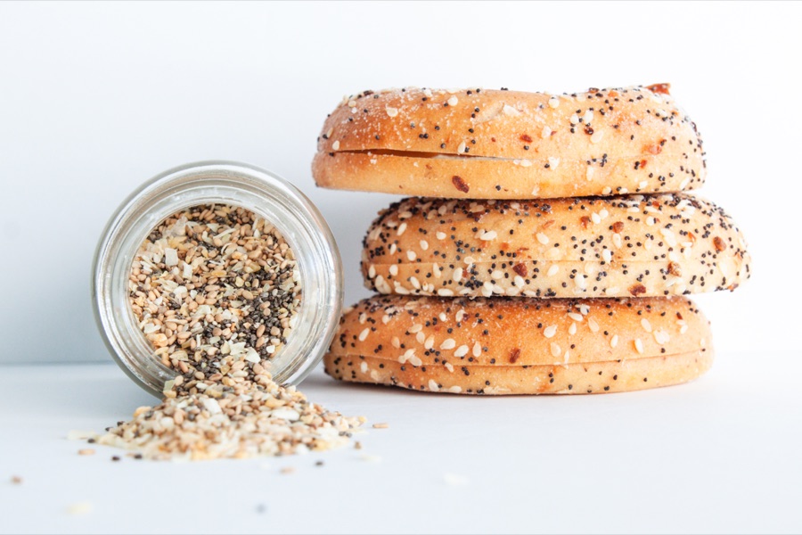 Granulated texture, free-flowing seeds and grains